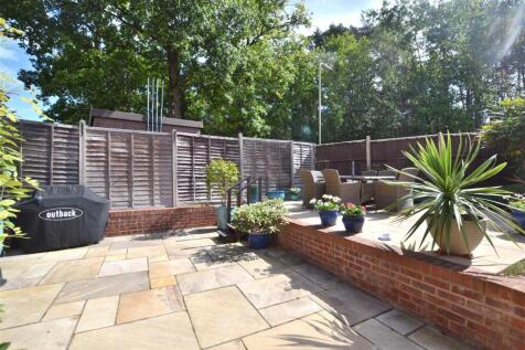Patio 2.JPG