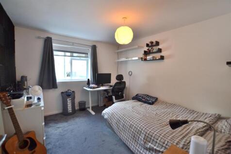 Annex Bedroom.JPG