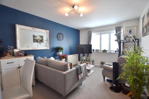 Living Room.JPG