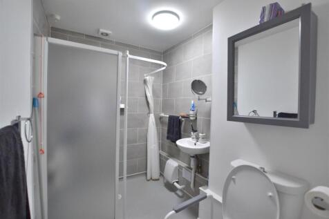 Shower Room.JPG