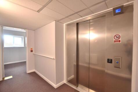 Communal lift.JPG