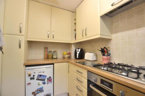 Kitchen 1.JPG