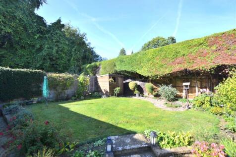 Garden 1.JPG