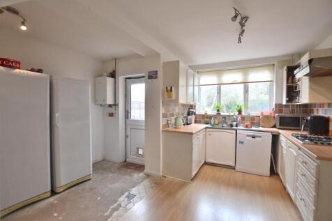 Kitchen 1.JPG