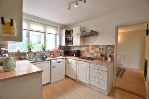 Kitchen 2.JPG