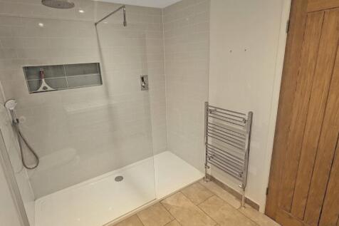 Ensuite Shower Rm