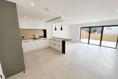 Lounge/Kitchen