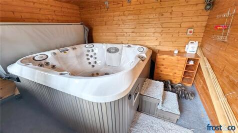 Jacuzzi