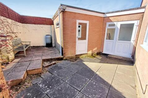 Garden/Garage