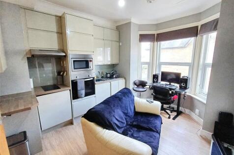 Kitchen/Living Room