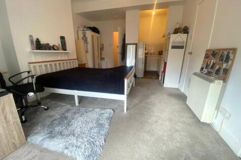 Kingsbridge Court