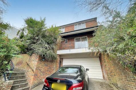 Glenmount Drive