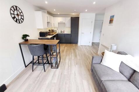 Living Room/Kitchen