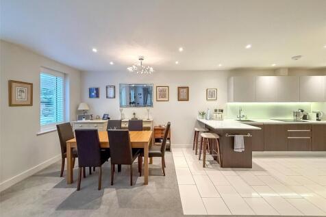 Dining Room/Kitchen
