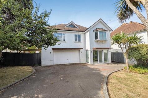 Gardens Crescent