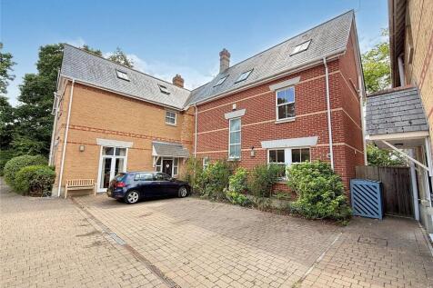 Buckholme Close