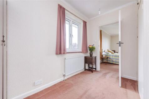 En-Suite Dressing Rm