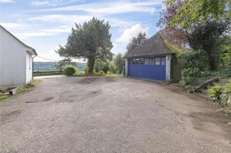 Detached Dble Garage
