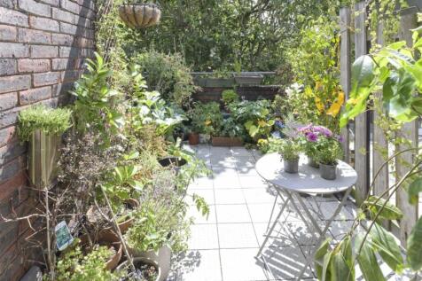 Property Image 4