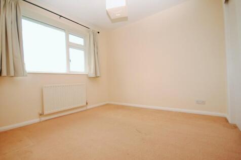 Bedroom 1.jpg