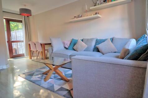 Living Room.jpg