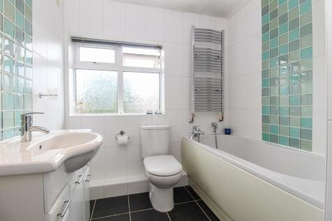 BATHROOM/W.C.
