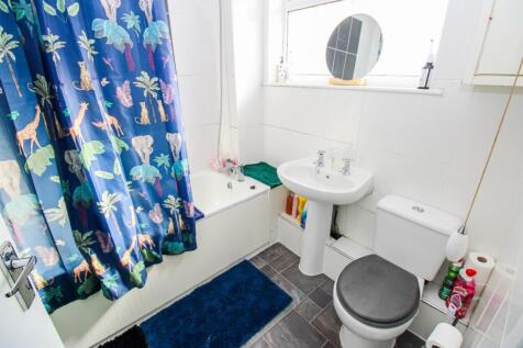 HOUSE BATHROOM