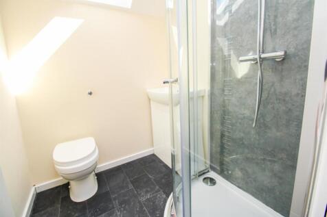 SHOWER ROOM/W.C.