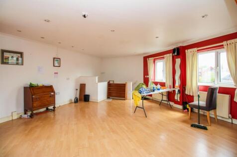 ANNEX LIVING ROOM