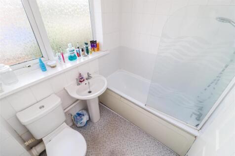 BATHROOM/W.C.