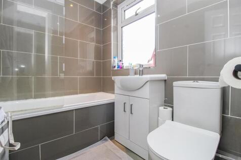 BATHROOM/W.C.