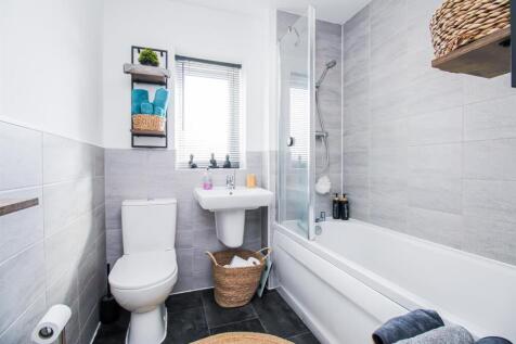 BATHROOM/W.C.