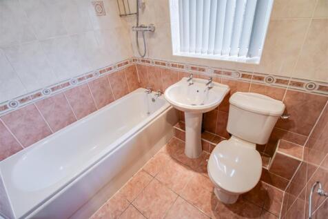 BATHROOM/W.C.