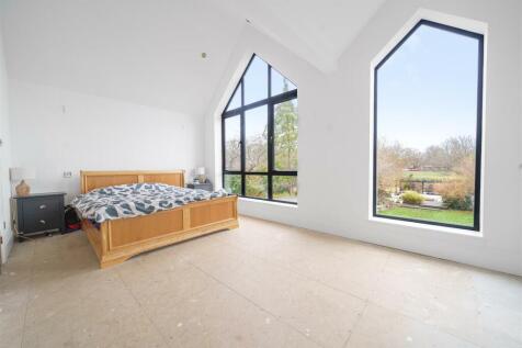 Main bedroom