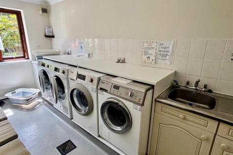 Laundry room.jpg