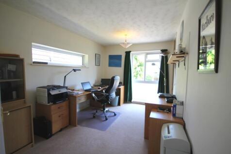 Bedroom/Office