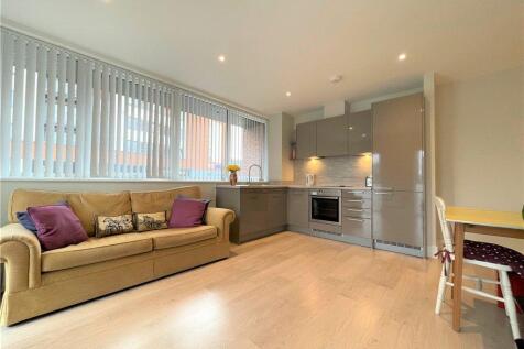 Living Room/Kitchen