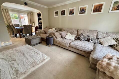 Living room.jpg