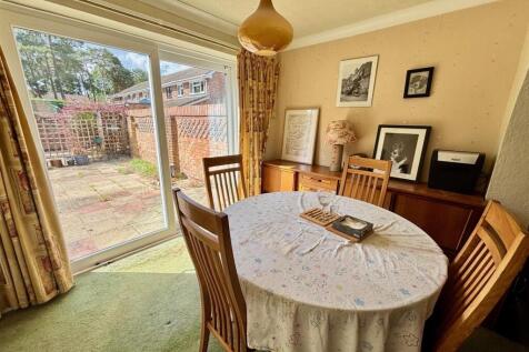 Dining Room.jpg