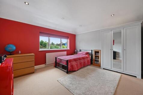 WH - Browning Avenue - Bedroom3 (1).jpg
