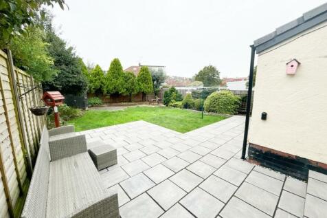 REAR GARDEN.