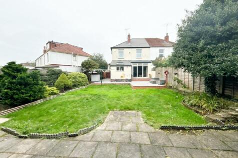 REAR GARDEN.