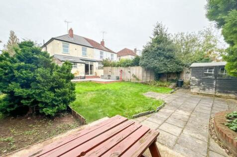 REAR GARDEN.
