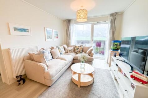 Open Plan Kitchen &amp; Lounge