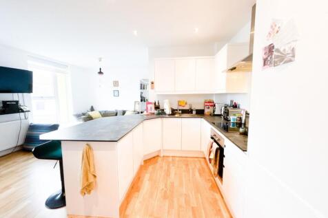 Open Plan Kitchen and lounge