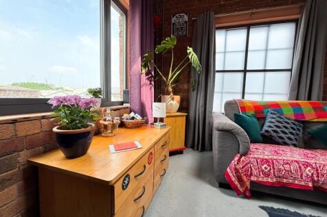 Open Plan kitchen and Living Area