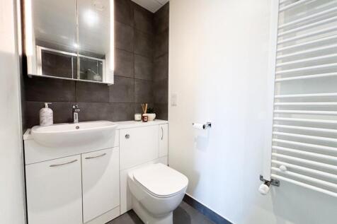 Ensuite Shower Room