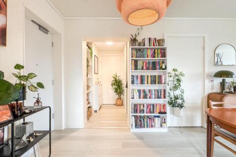 Open Plan Kitchen/ Dining