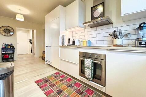 Open Plan Kitchen / Diner