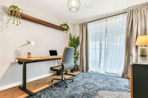Bedroom Three/Study
